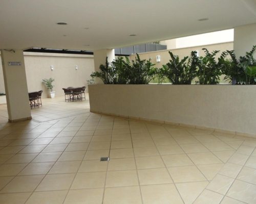 i1076_04_3.jpg