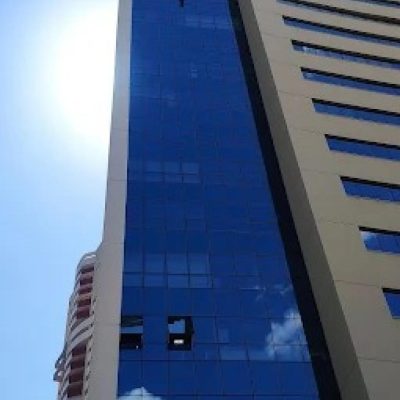 i1369_03_1.jpg