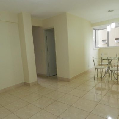 i1377_03_3.jpg