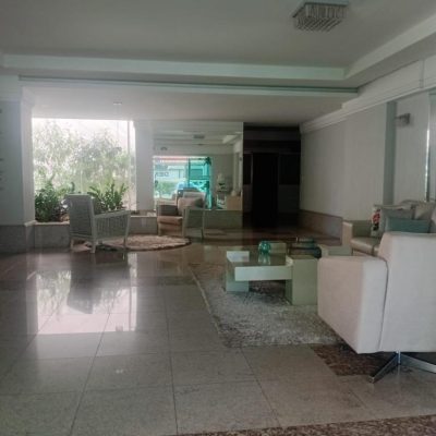 i1391_03_3.jpg