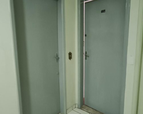 i585_99_8.jpg